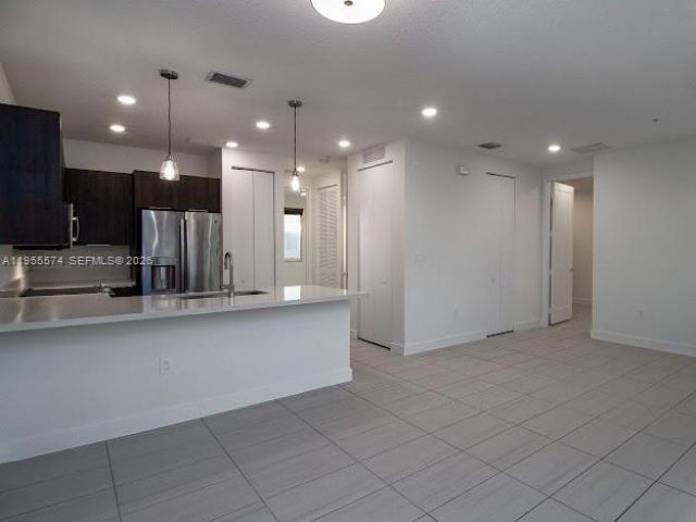 6416 NW 102nd Ct, Unit 303, Doral, FL 33178 Photo