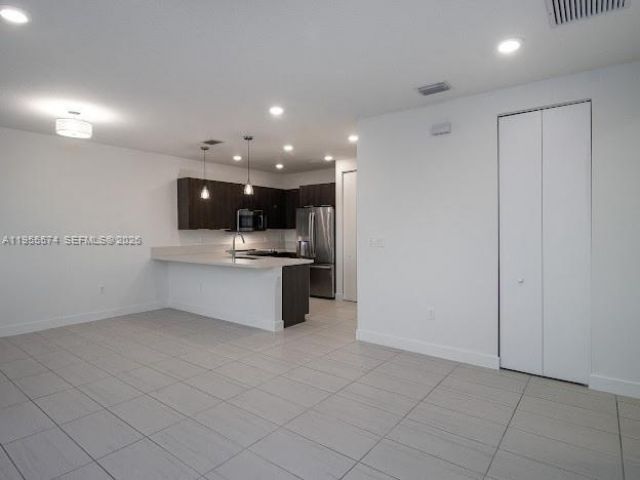 6416 NW 102nd Ct, Unit 303, Doral, FL 33178 Photo