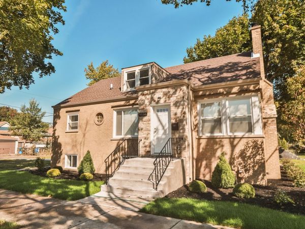 9156 S Colfax Avenue, Chicago, IL 60617