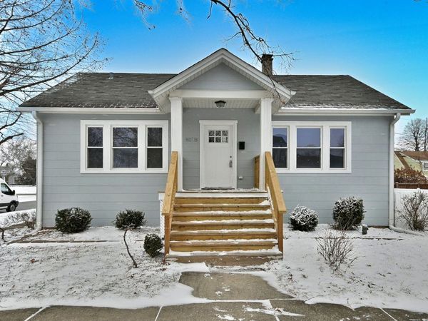 9016 Southview Avenue, Brookfield, IL 60513