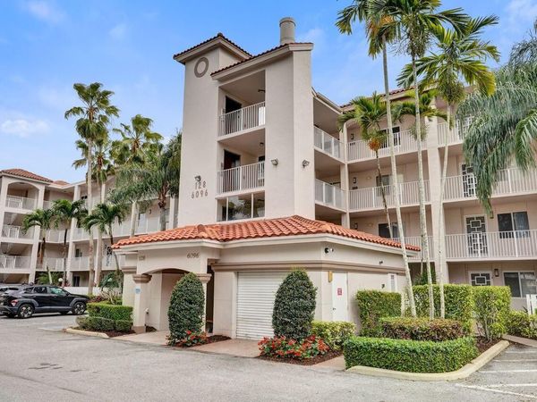 6096 Huntwick Terrace, Unit 307, Delray Beach, FL 33484
