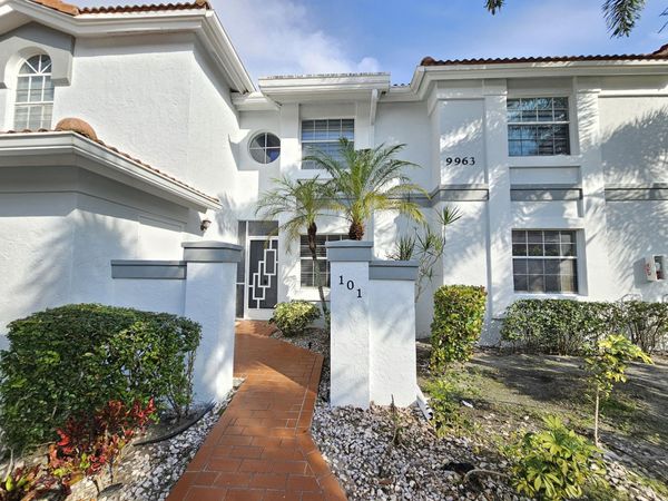 9963 Seacrest Circle, Unit 101, Boynton Beach, FL 33437
