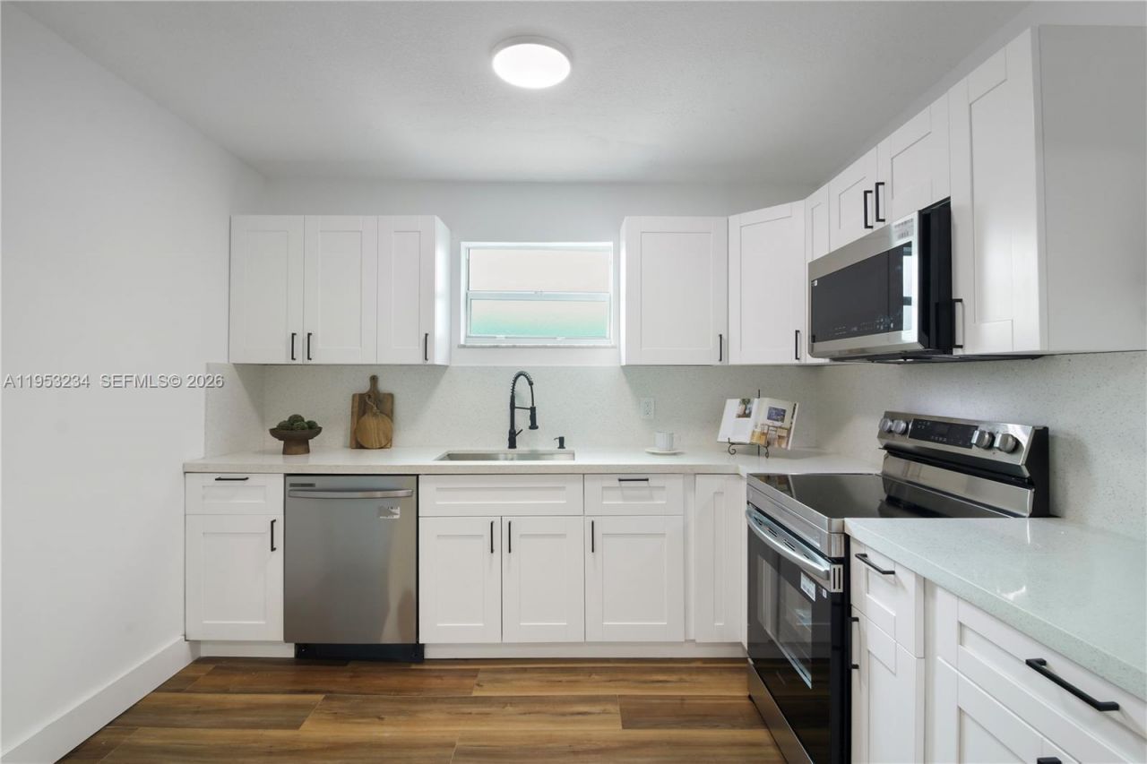 12110 SW 168th St, Miami, FL 33177 Photo