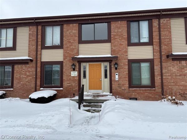 1975 Michigan Avenue, Marysville, MI 48040