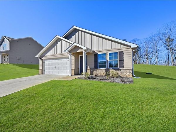 562 Pemberton Street, Kingston, GA 30145