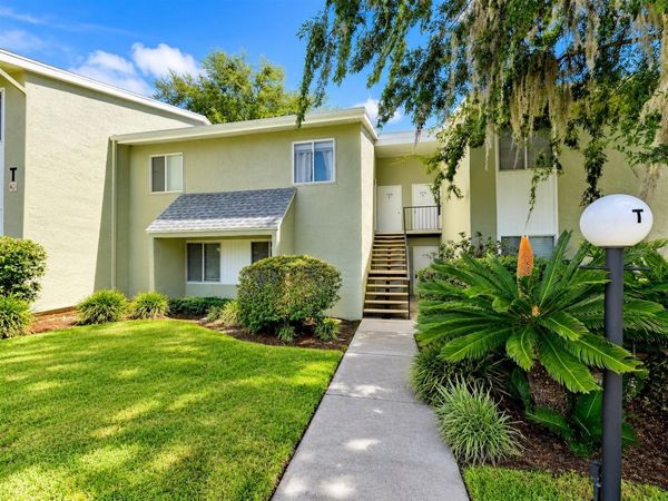 568 BAHIA CIRCLE, Unit B, OCALA, FL 34472