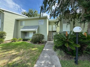 568 BAHIA CIRCLE, Unit B, OCALA, FL 34472