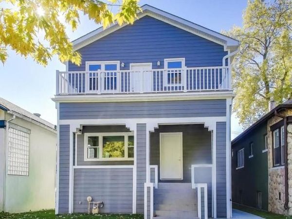 1721 W Arthur Avenue, Chicago, IL 60626