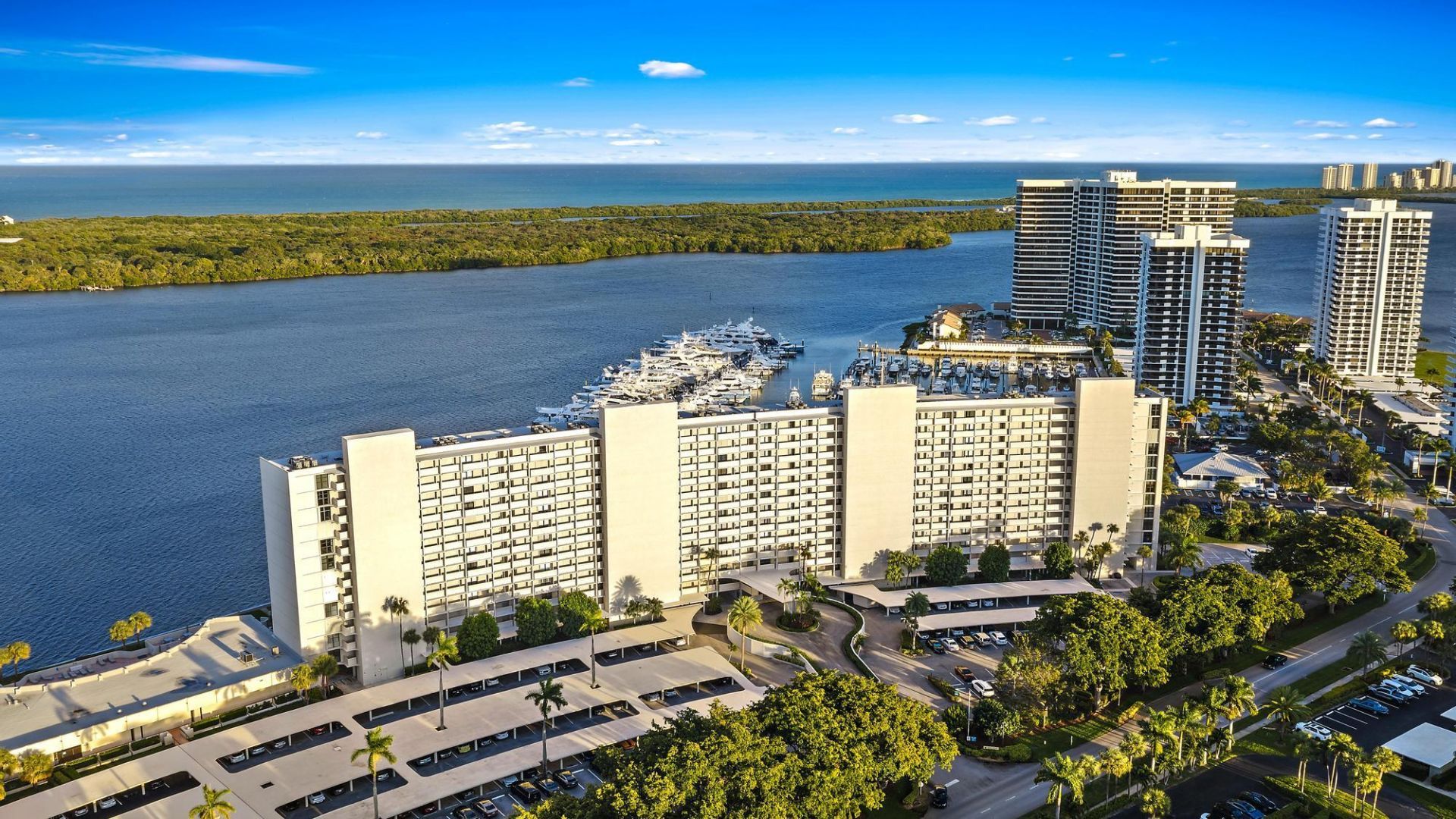 124 Lakeshore Drive, Unit 9290, North Palm Beach, FL 33408 Photo