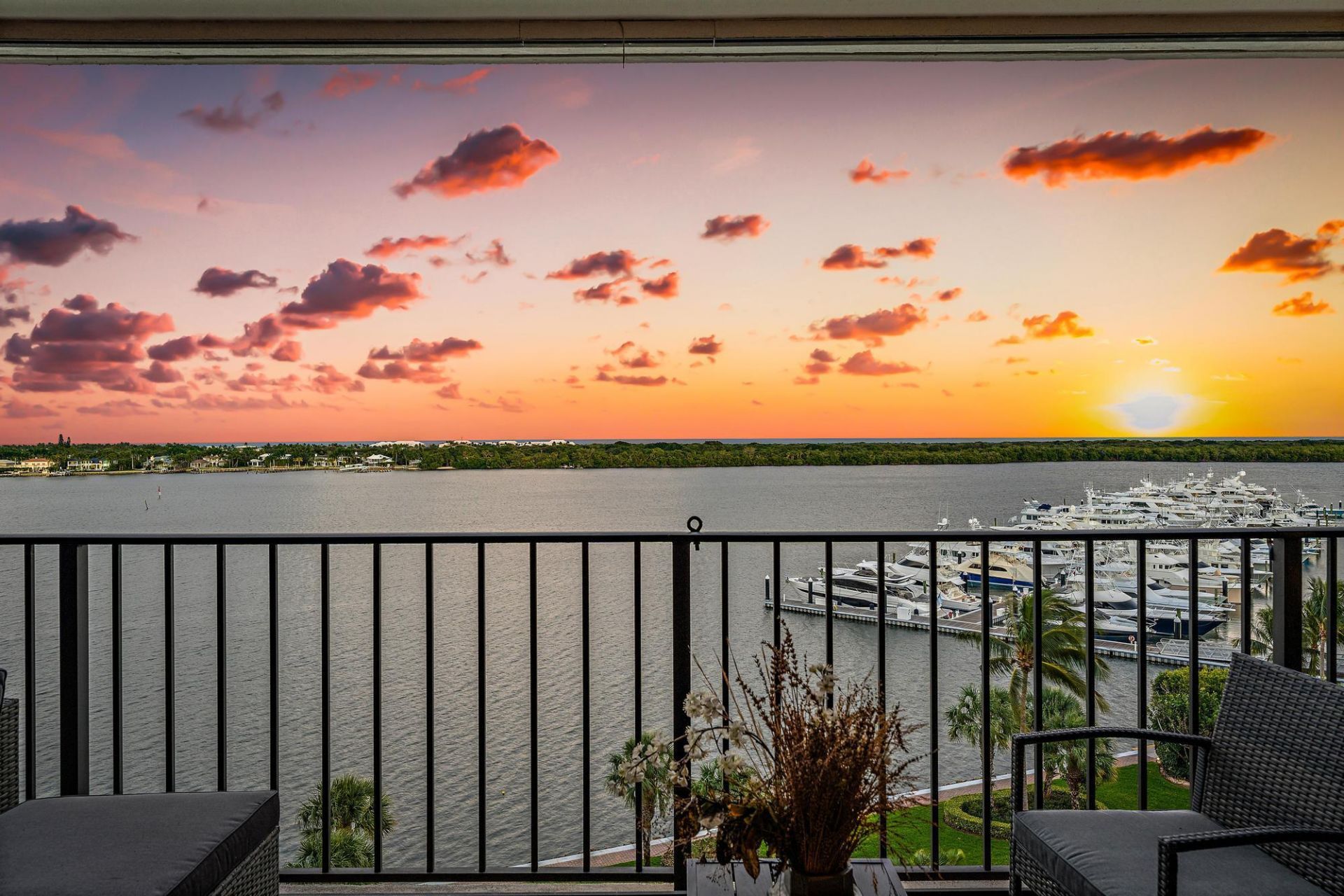 124 Lakeshore Drive, Unit 9290, North Palm Beach, FL 33408 Photo