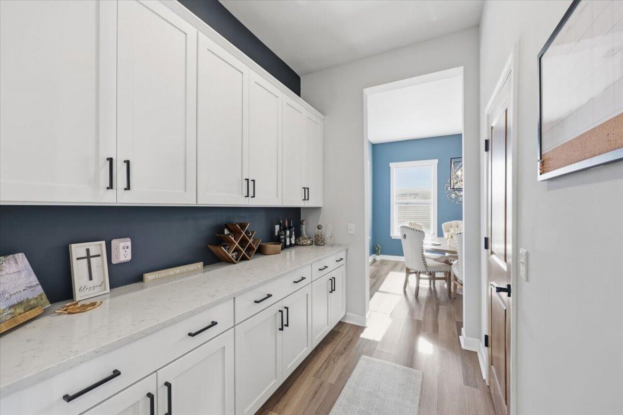 510 Foxtail Park Street Photo 11