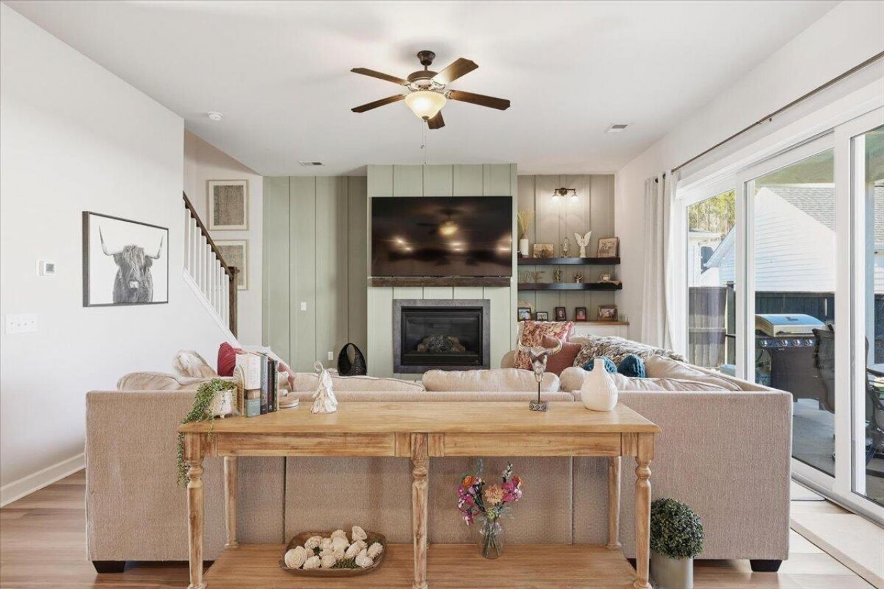 510 Foxtail Park Street Photo 18