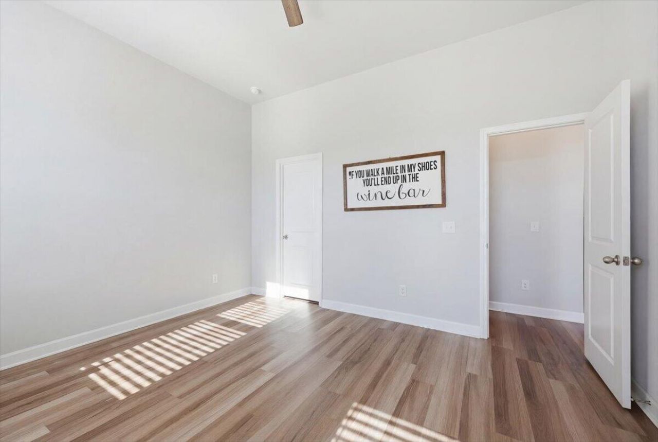 510 Foxtail Park Street Photo 21