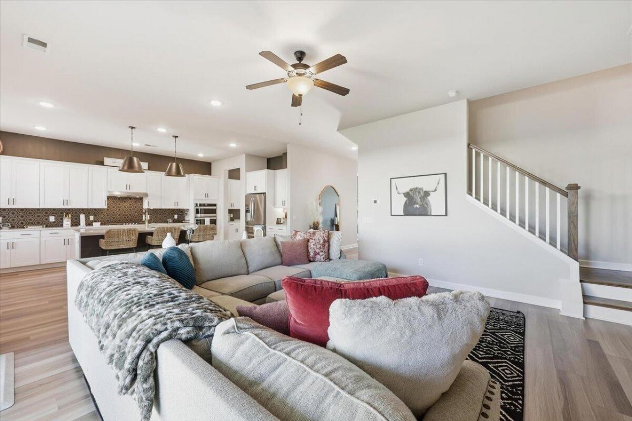 510 Foxtail Park Street Photo 24