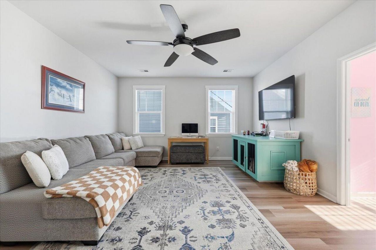 510 Foxtail Park Street Photo 27