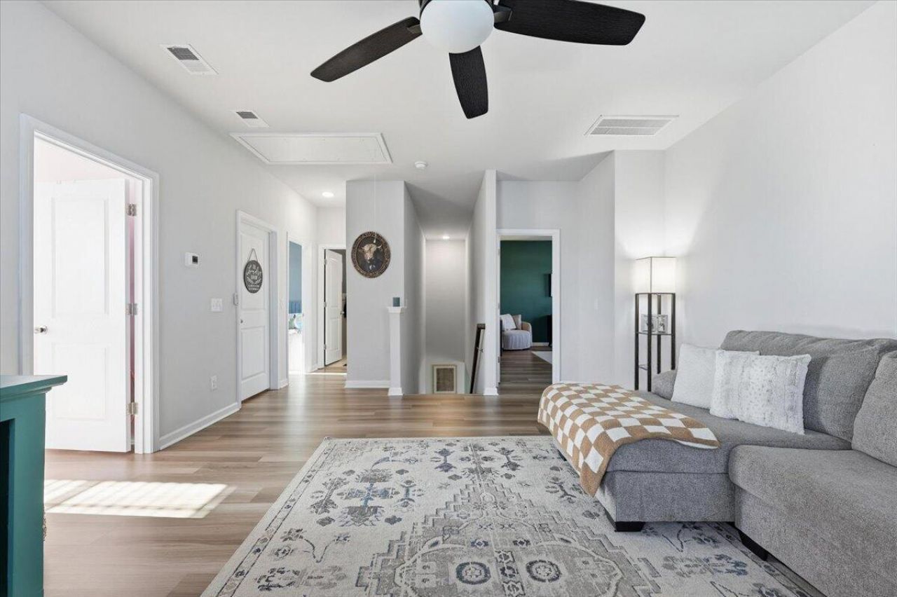 510 Foxtail Park Street Photo 28