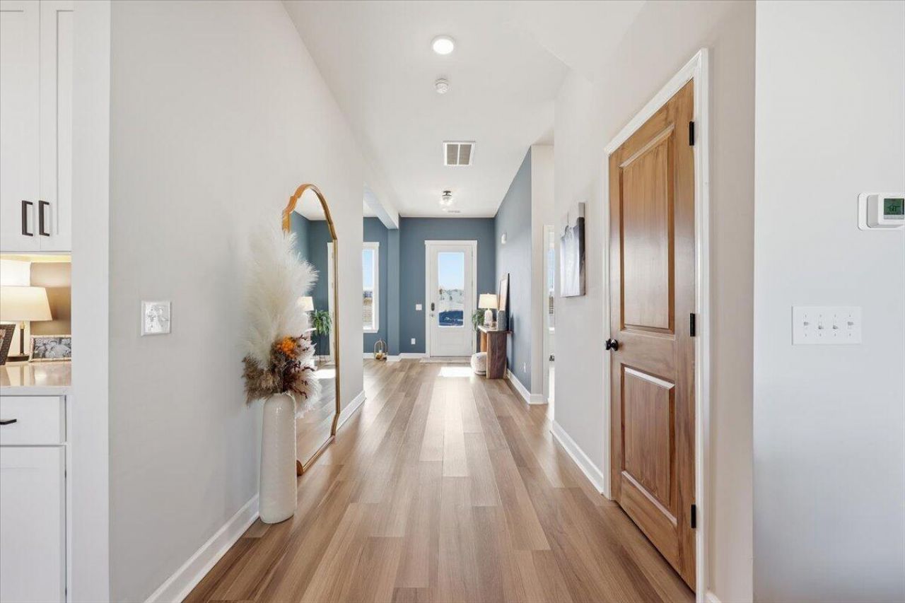 510 Foxtail Park Street Photo 4