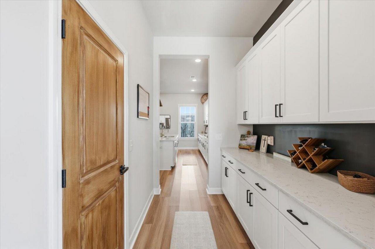 510 Foxtail Park Street Photo 9