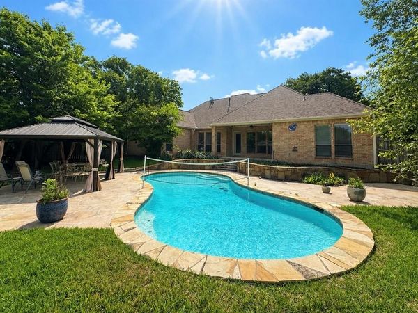 9763 Rock Dove Circle, Fort Worth, TX 76244