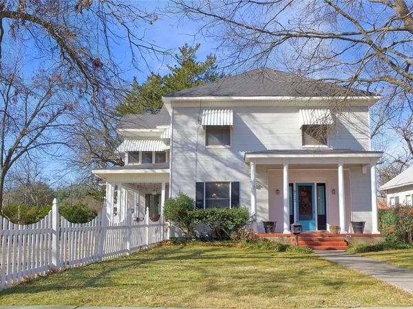 213 CLEMENTS, Gainesville, TX 76240