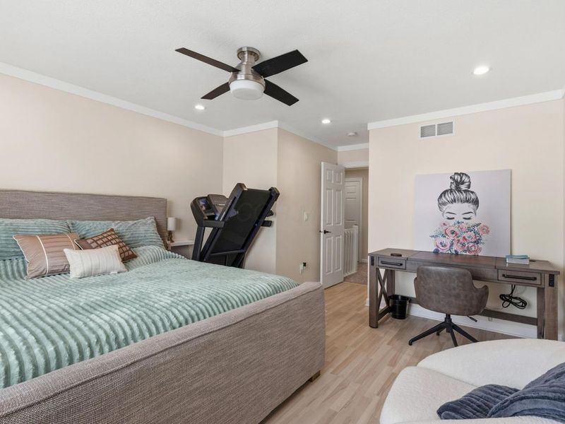 2101 Tamarin Drive, Unit 11B, Columbus, OH 43235 Photo 16