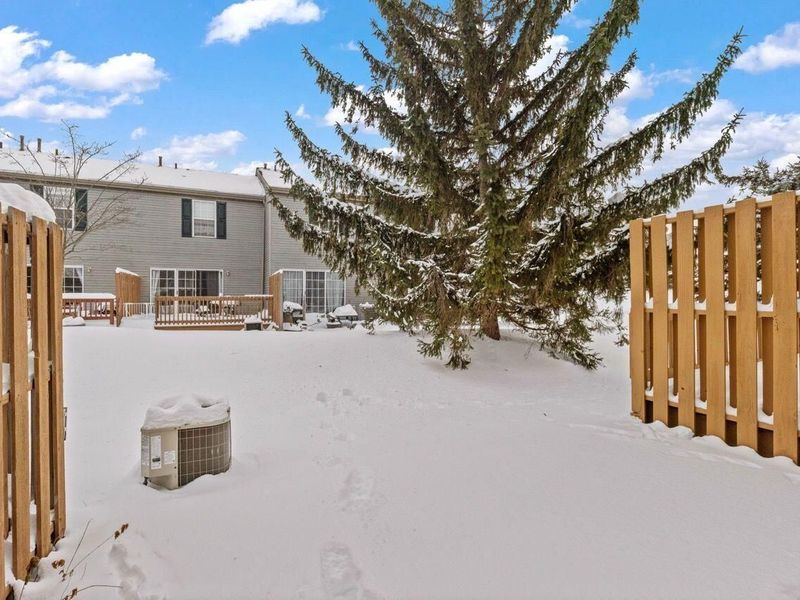 2101 Tamarin Drive, Unit 11B, Columbus, OH 43235 Photo 27