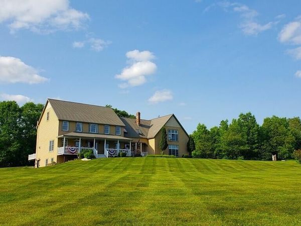 102 Water Street, Guilford, ME 04443