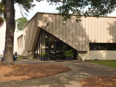 917 Commerce Circle, Hanahan, SC 29410