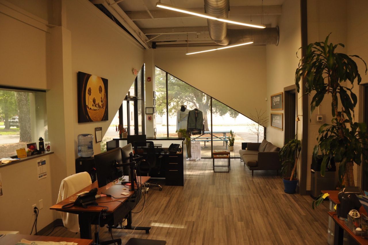 917 Commerce Circle Photo 11