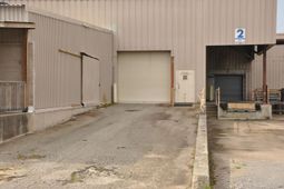 917 Commerce Circle photo 4