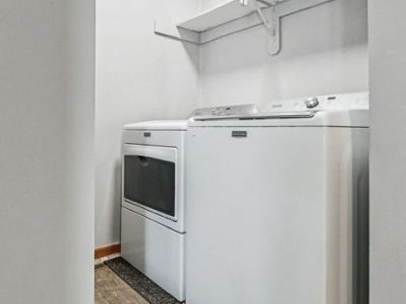 552 Hudson Avenue, Akron, OH 44306 Photo 12