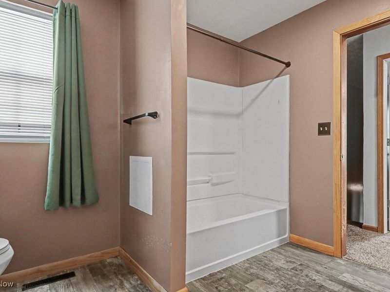 552 Hudson Avenue, Akron, OH 44306 Photo 22