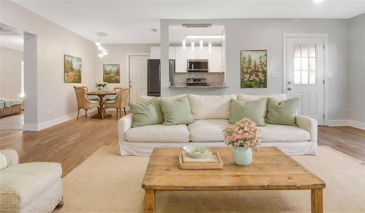 5698 38th Avenue N, Saint Petersburg, FL 33710 Photo