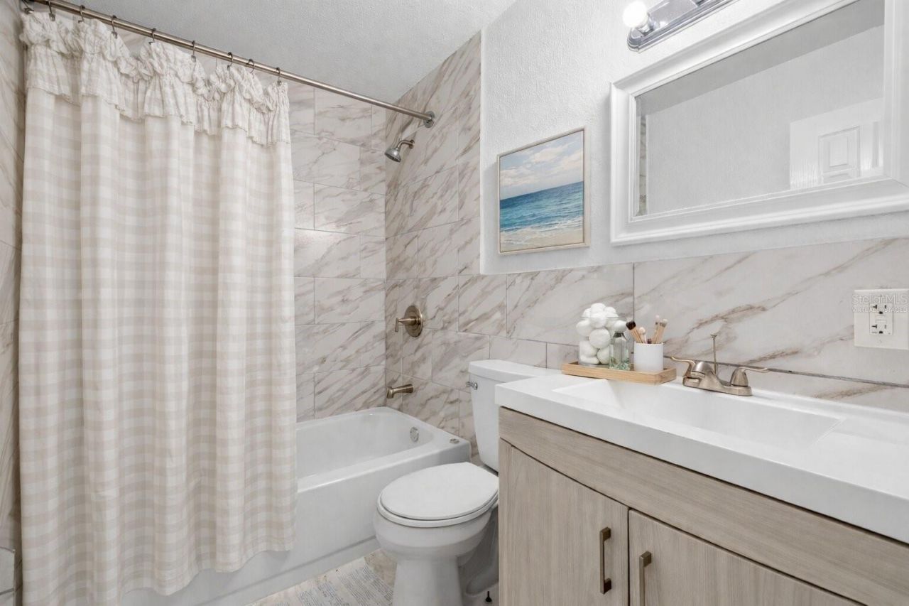 5698 38th Avenue N, Saint Petersburg, FL 33710 Photo