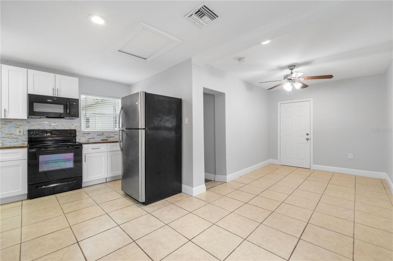 5698 38th Avenue N, Saint Petersburg, FL 33710 Photo