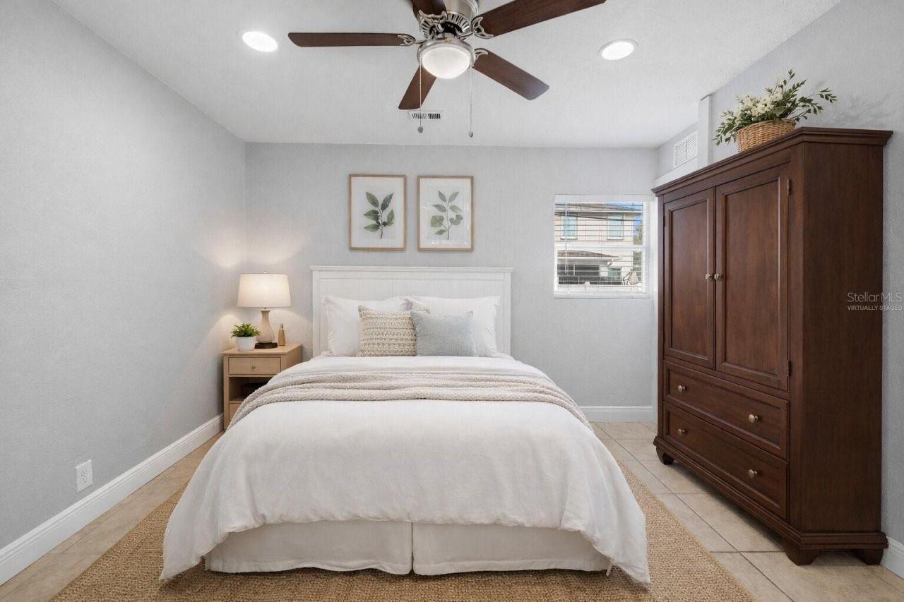 5698 38th Avenue N, Saint Petersburg, FL 33710 Photo