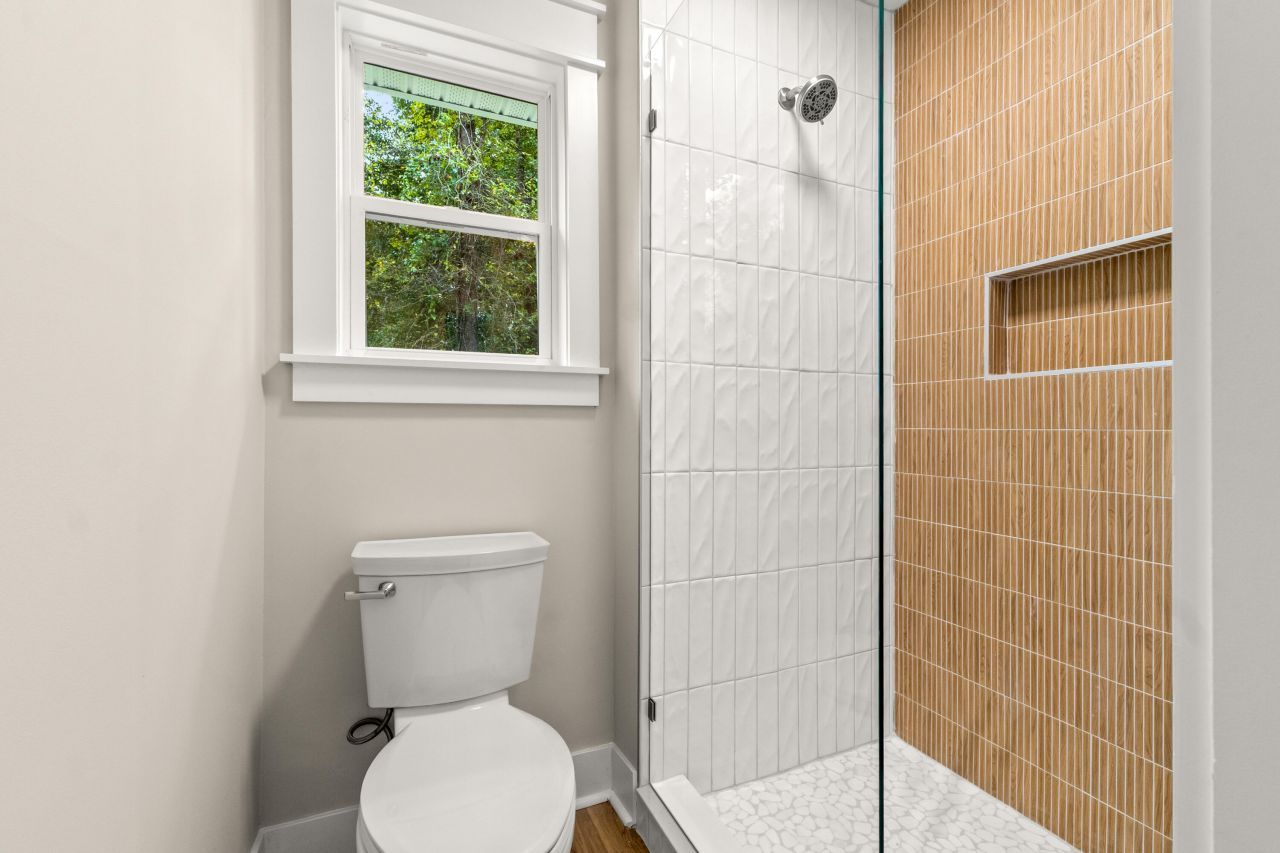 106 Glebe Road Photo 21