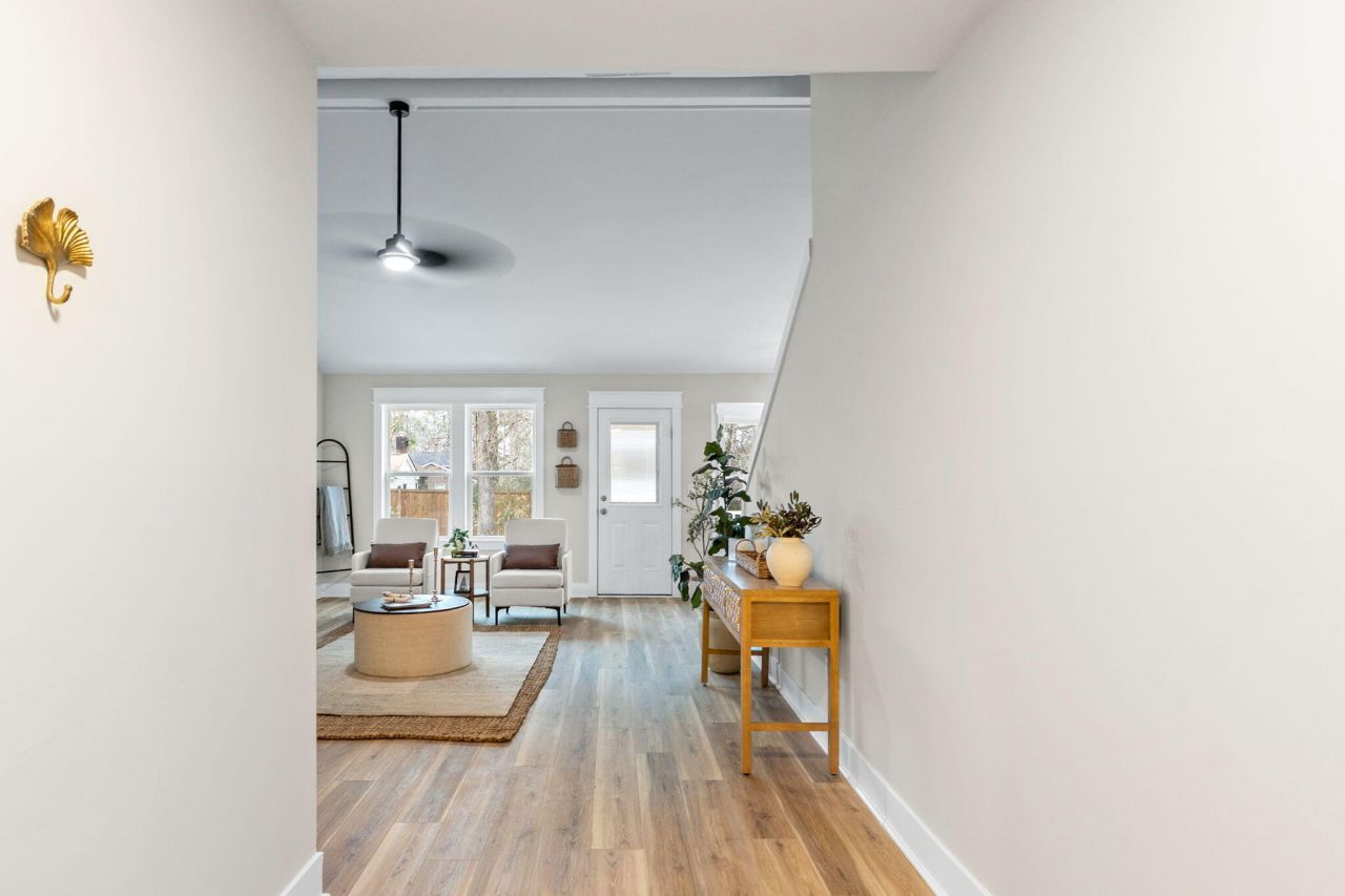 106 Glebe Road Photo 4