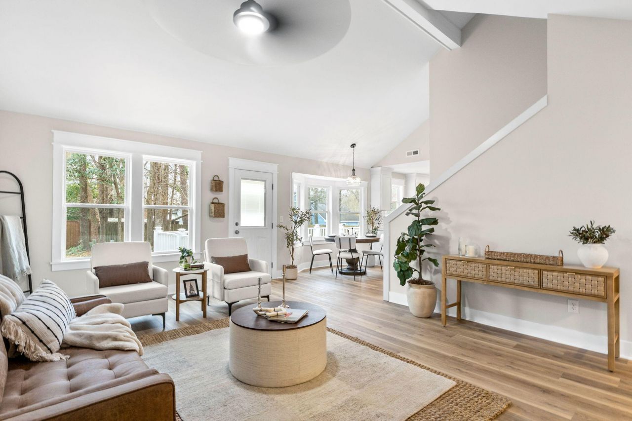 106 Glebe Road Photo 9