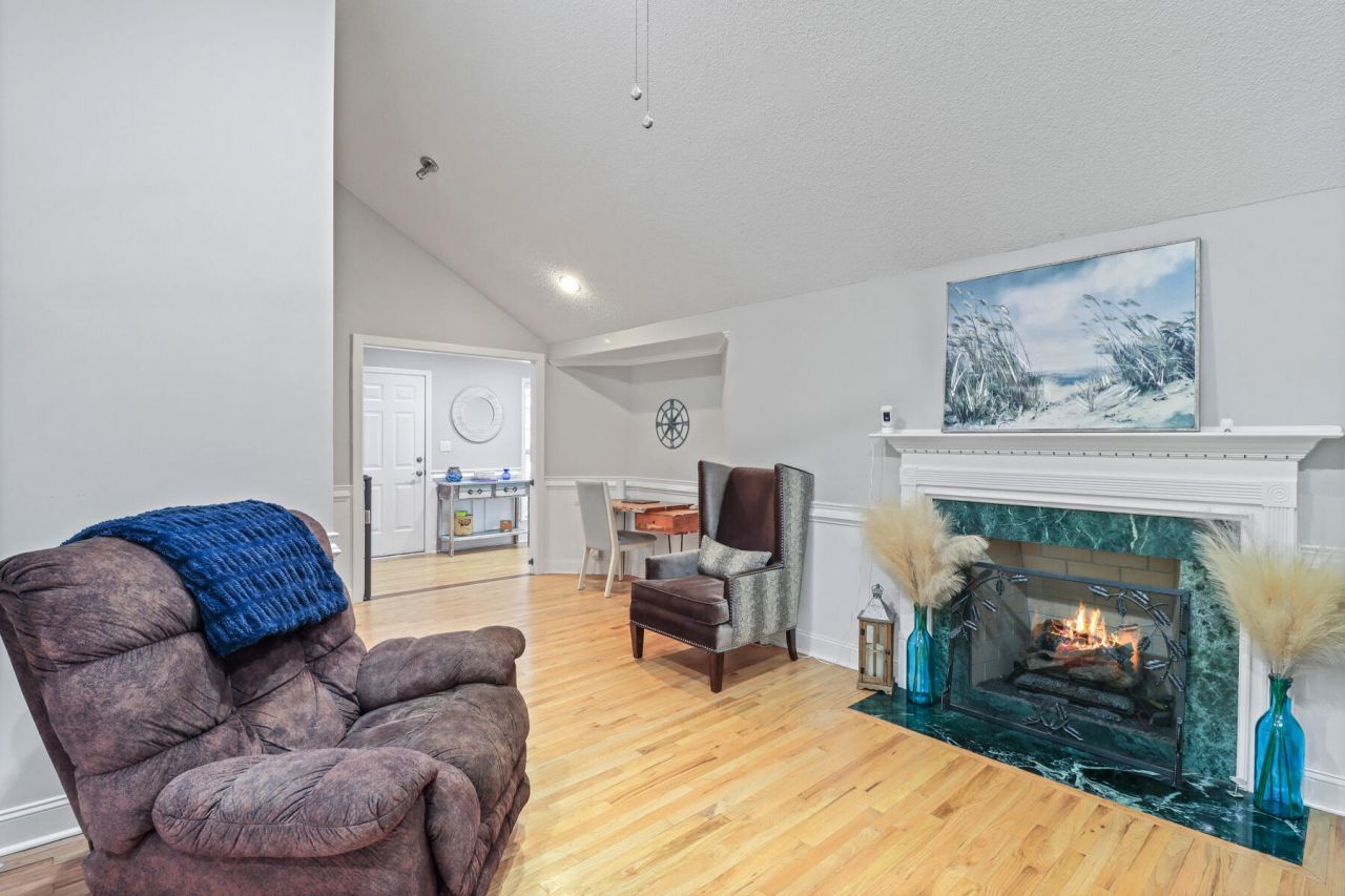 1457 Patterson Avenue Photo 13