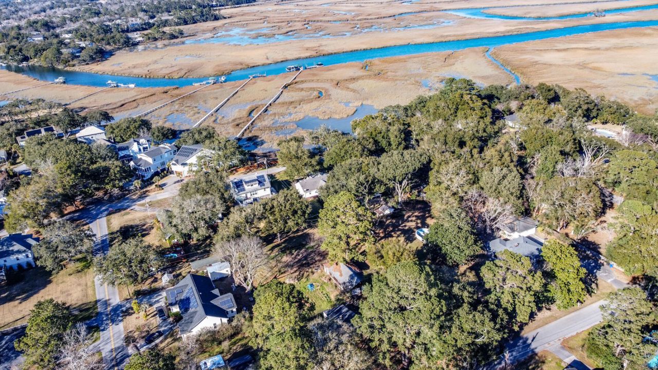 1457 Patterson Avenue Photo 2