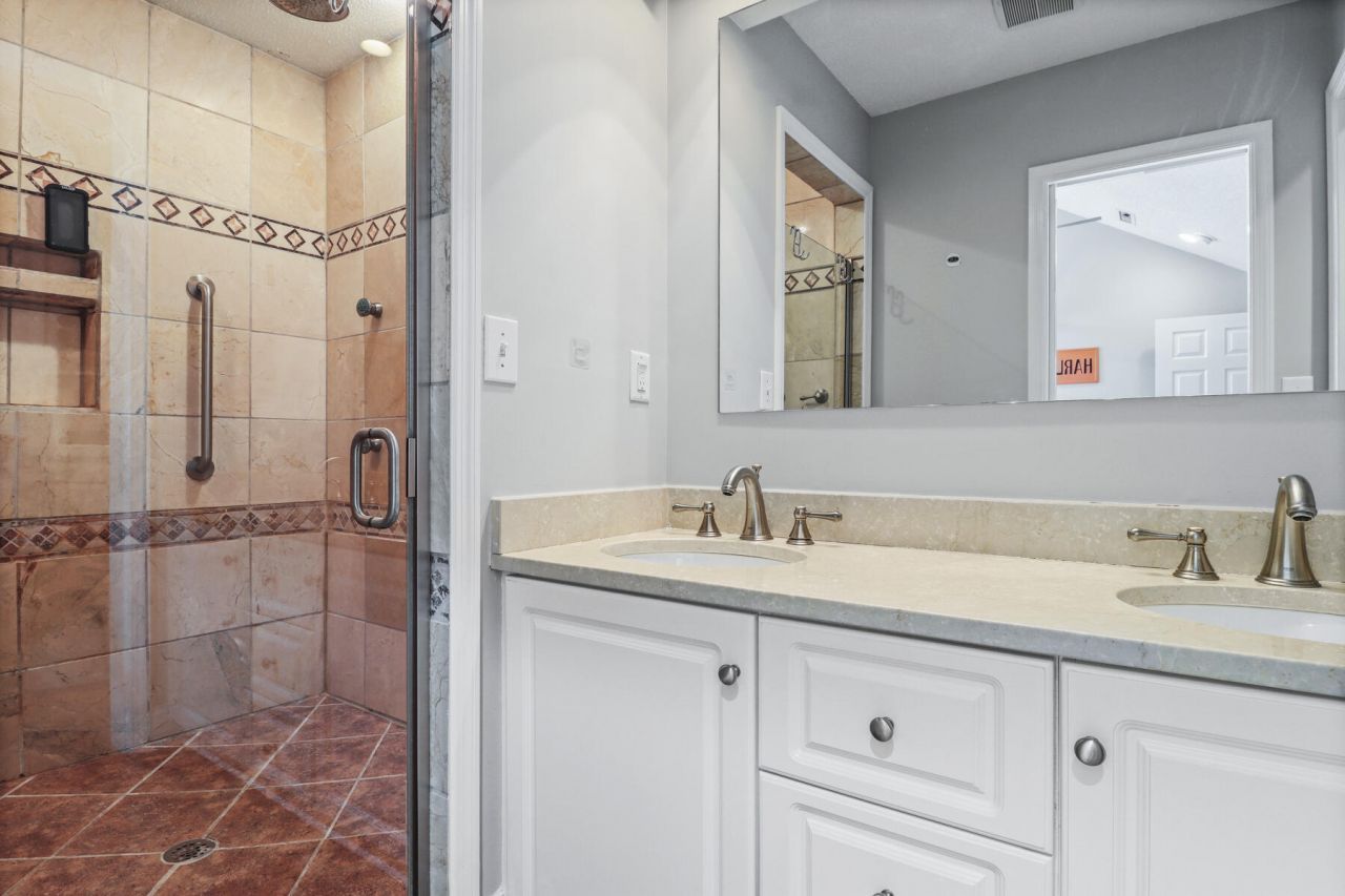 1457 Patterson Avenue Photo 27