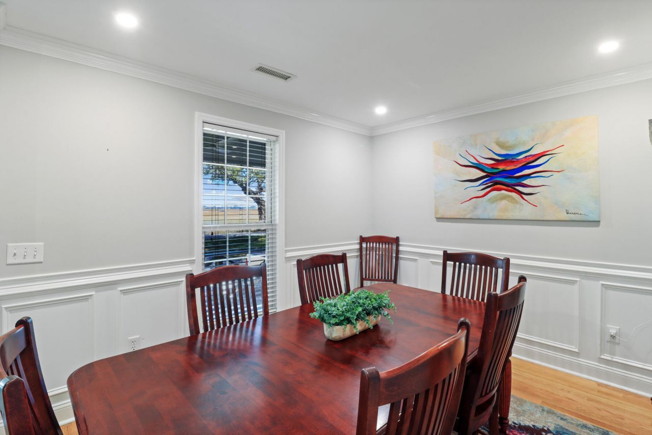 1457 Patterson Avenue Photo 8