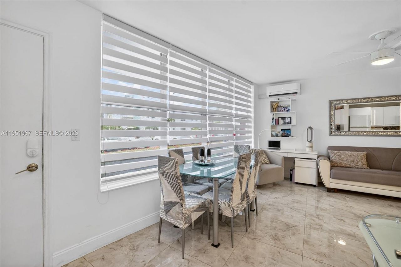 3177 S Ocean Dr, Unit 122, Hallandale Beach, FL 33009 Photo