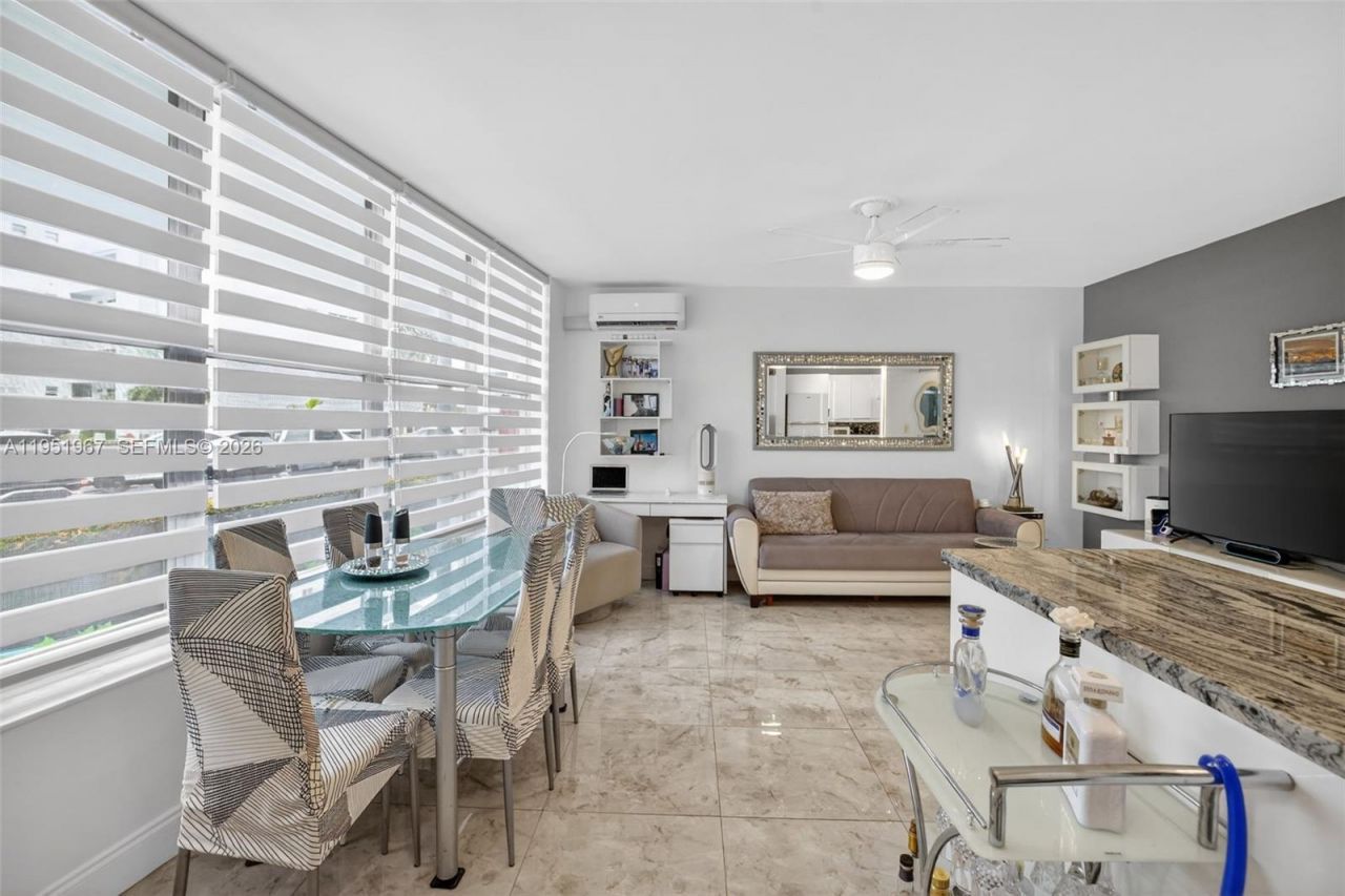 3177 S Ocean Dr, Unit 122, Hallandale Beach, FL 33009 Photo