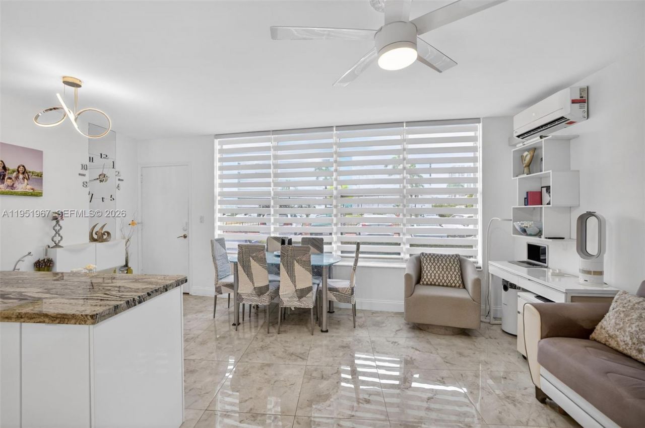 3177 S Ocean Dr, Unit 122, Hallandale Beach, FL 33009 Photo
