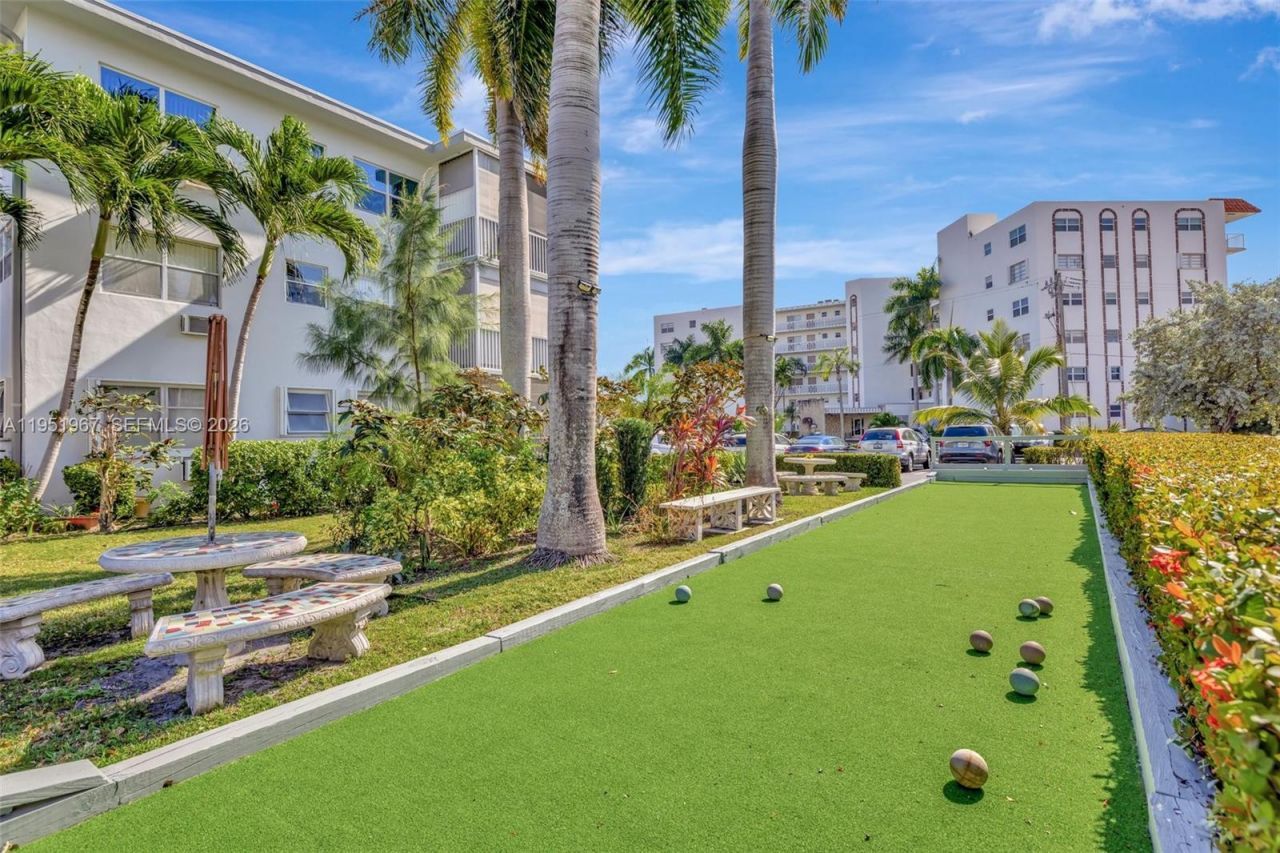 3177 S Ocean Dr, Unit 122, Hallandale Beach, FL 33009 Photo