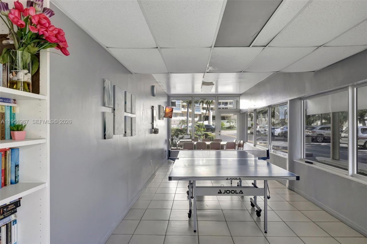 3177 S Ocean Dr, Unit 122, Hallandale Beach, FL 33009 Photo