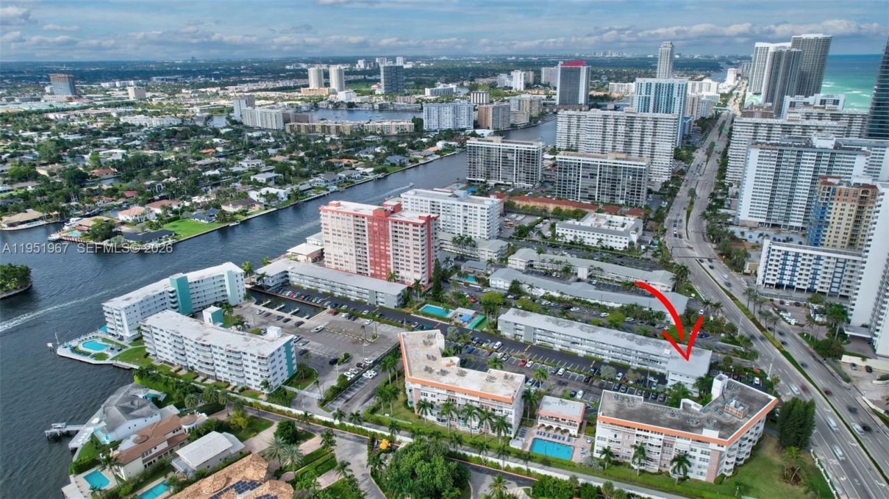 3177 S Ocean Dr, Unit 122, Hallandale Beach, FL 33009 Photo