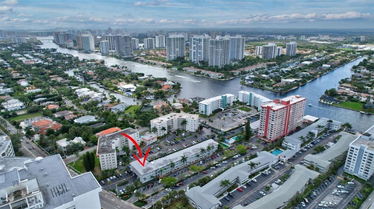 3177 S Ocean Dr, Unit 122, Hallandale Beach, FL 33009 Photo